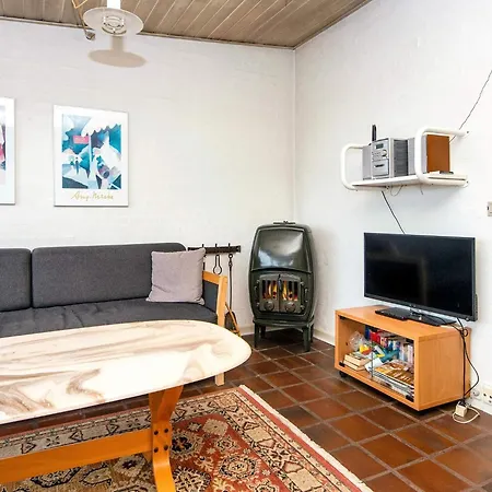 Two-bedroom In Henne 7 Ferienhaus