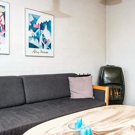 Two-bedroom In Henne 7 * Henne Strand