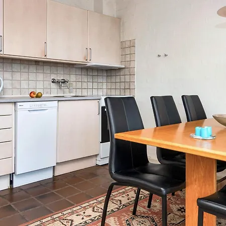 Two-bedroom In Henne 7 * Henne Strand